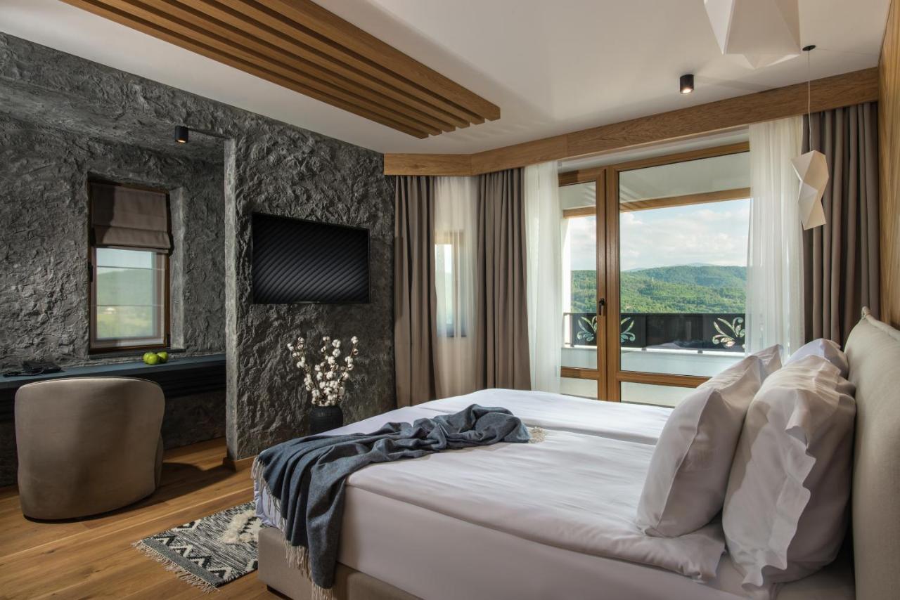Wine & Spa Hotel Chukara Trjavna Buitenkant foto