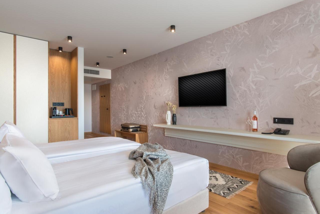 Wine & Spa Hotel Chukara Trjavna Buitenkant foto